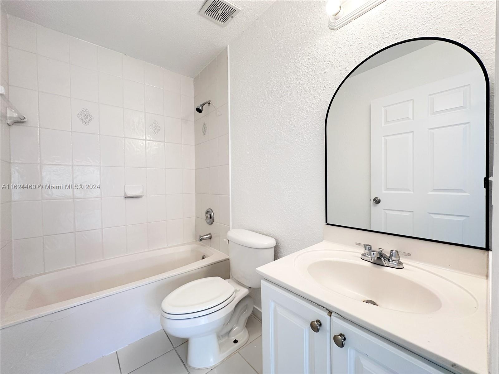3000 San Remo Cir