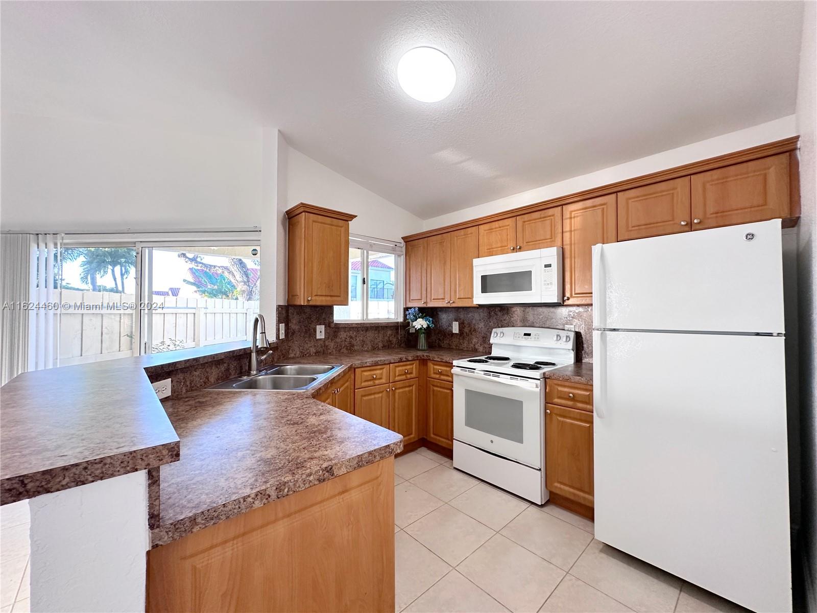 3000 San Remo Cir