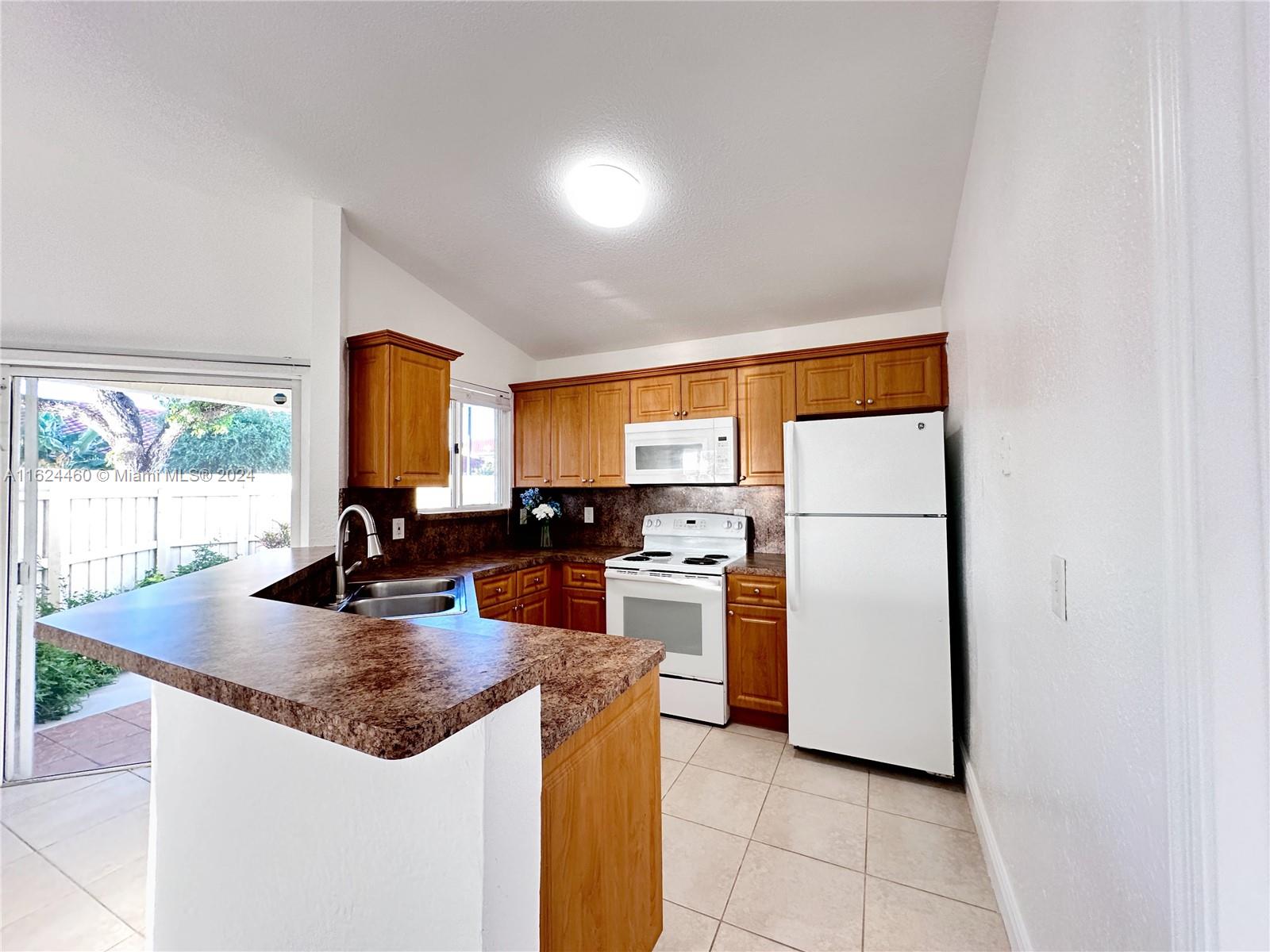 3000 San Remo Cir