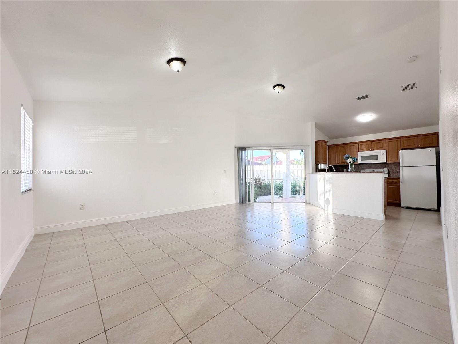 3000 San Remo Cir
