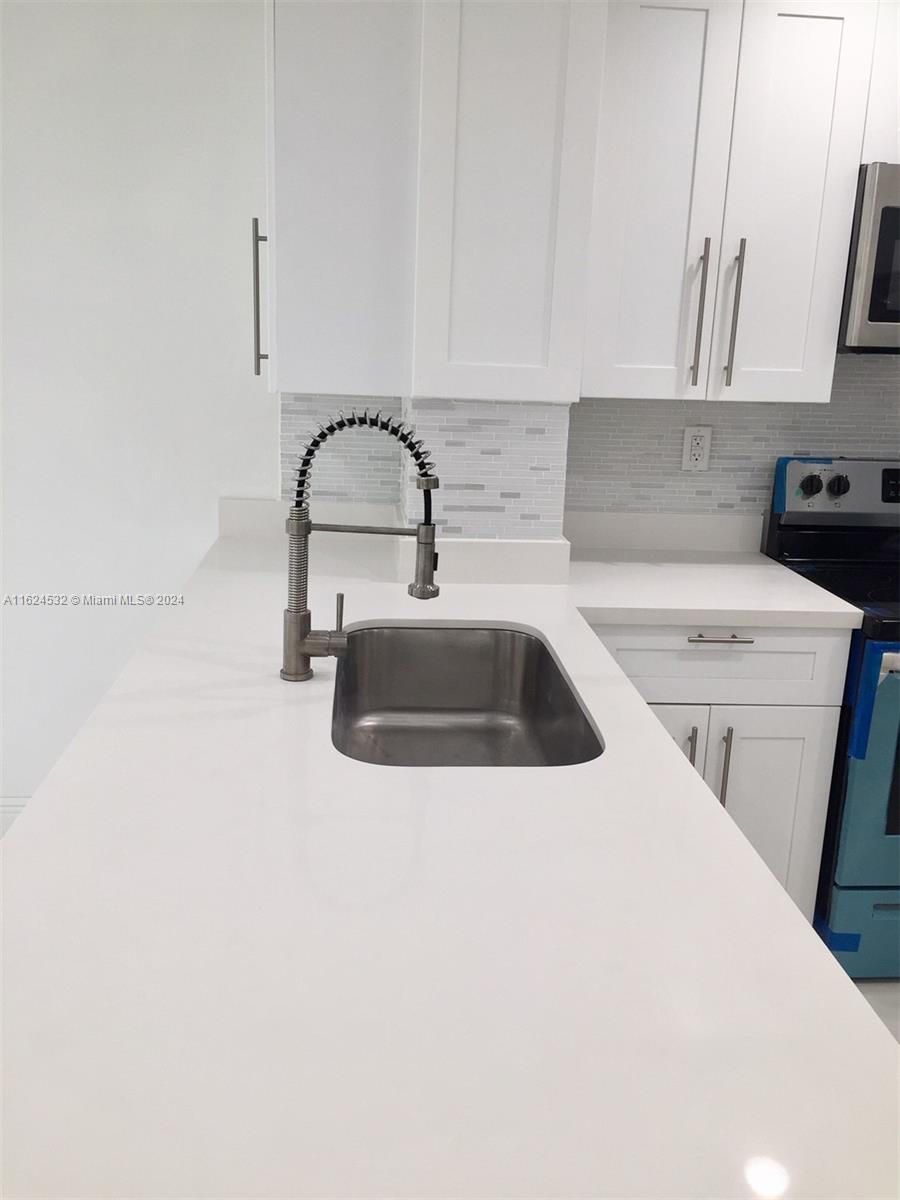 301 Michigan Ave # 205