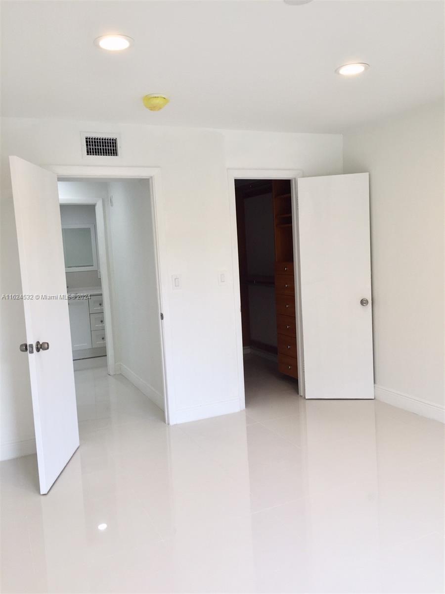 301 Michigan Ave # 205