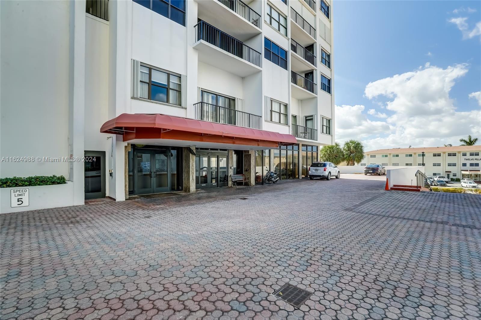 2401 S Ocean Dr # 2207