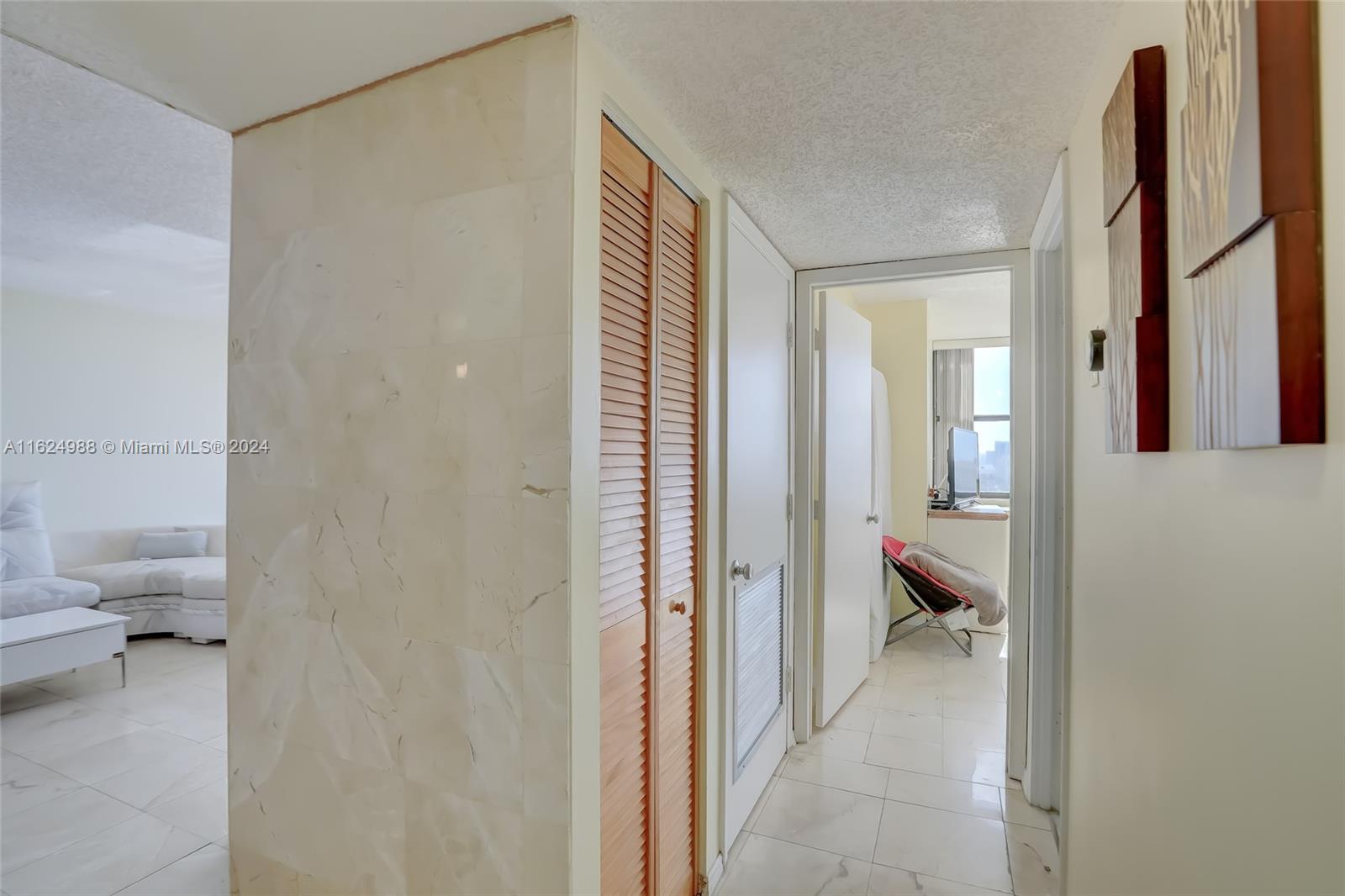 2401 S Ocean Dr # 2207