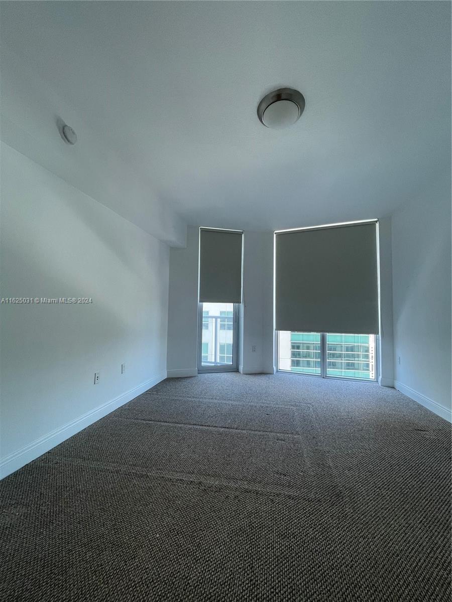 185 SW 7th St # 2710