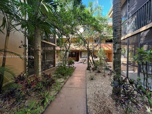 15579 N Miami Lakeway N # 209