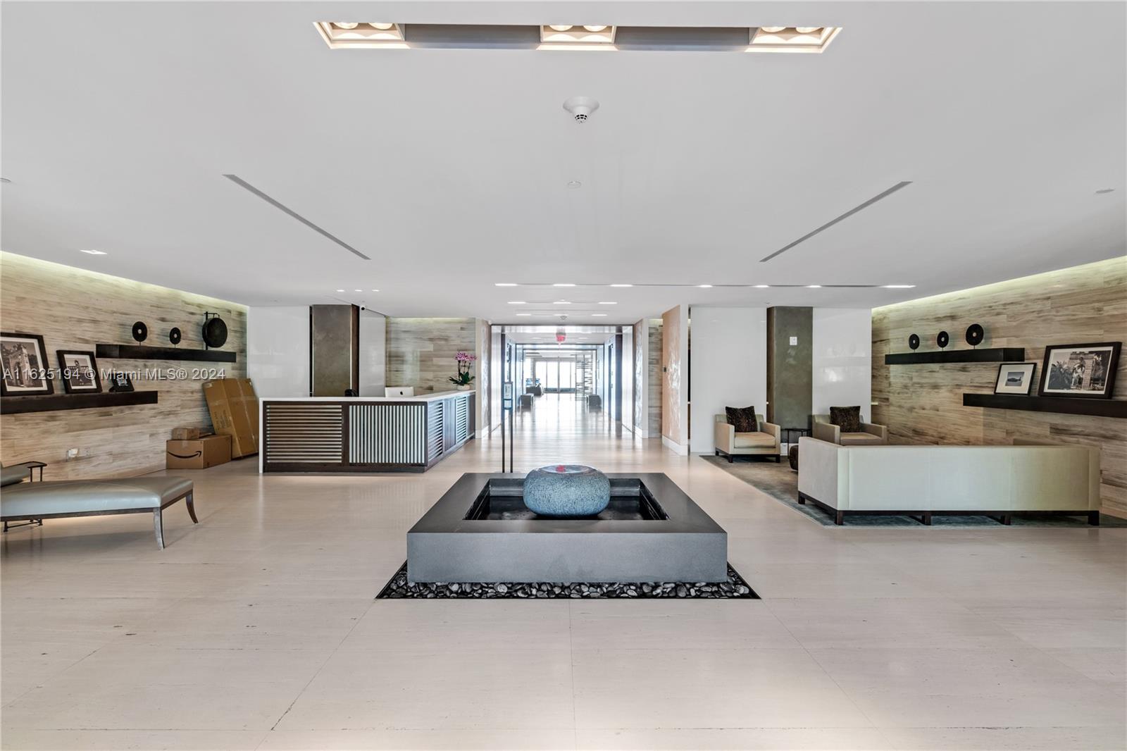 3535 Hiawatha Ave # 202