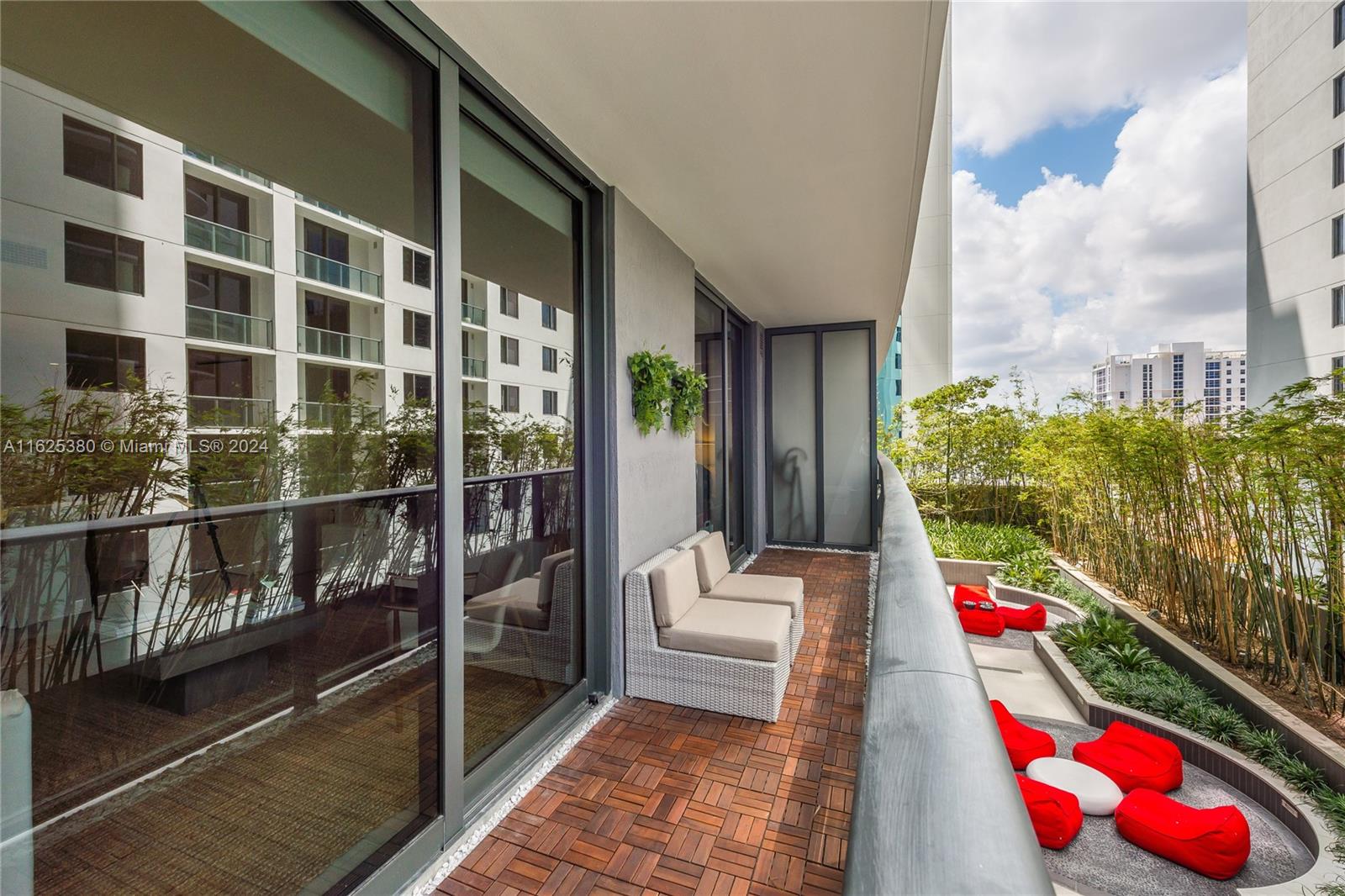 55 SW 9th St # 1010