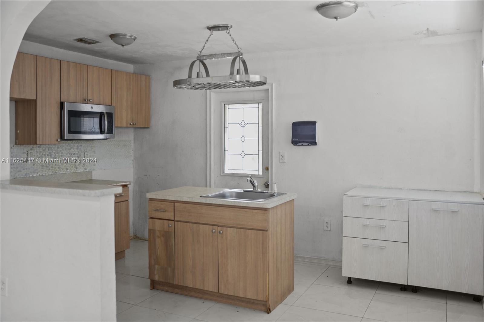 1122 NW 59th St