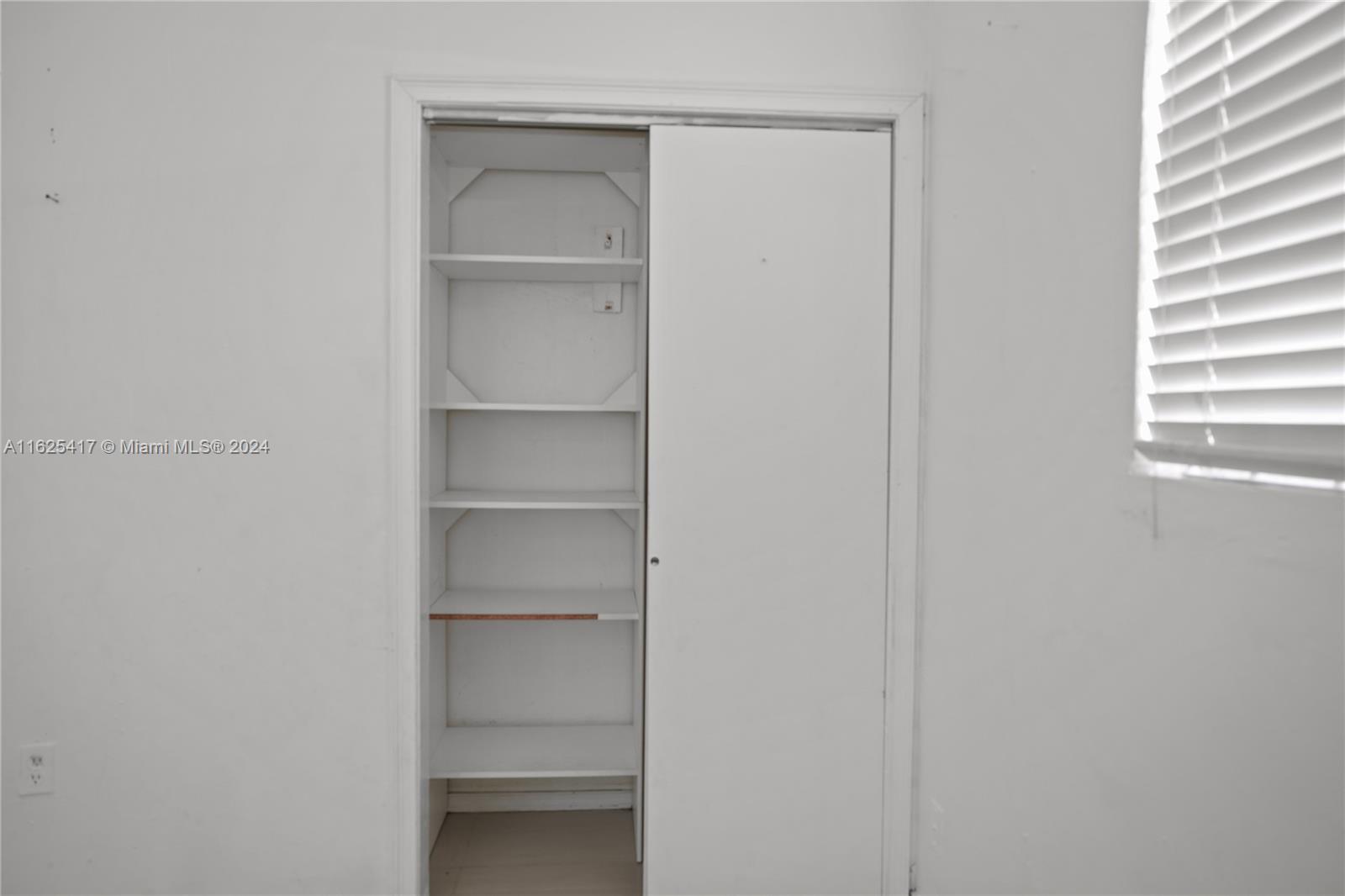 1122 NW 59th St
