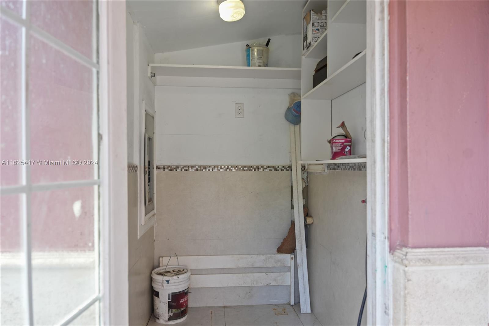 1122 NW 59th St