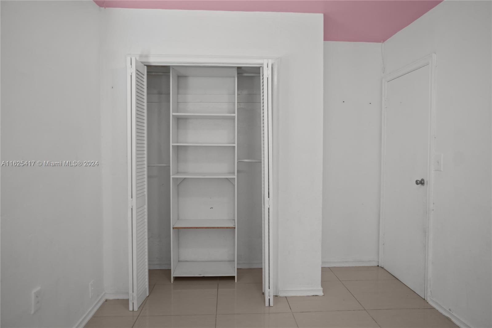 1122 NW 59th St