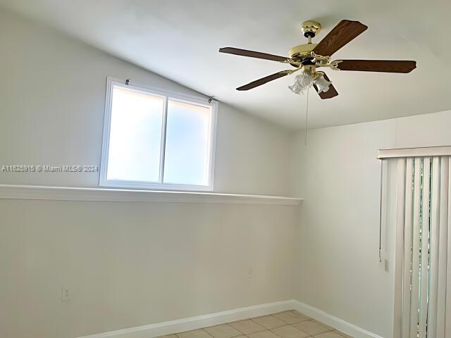 2411 NW 11th St # 11D