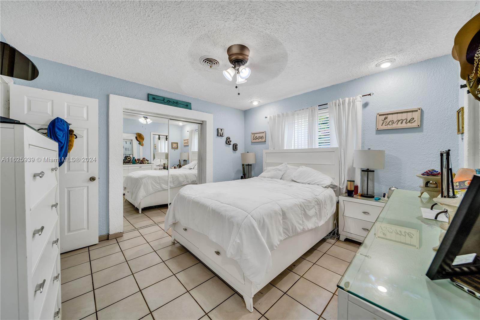 14325 Lake Candlewood Ct