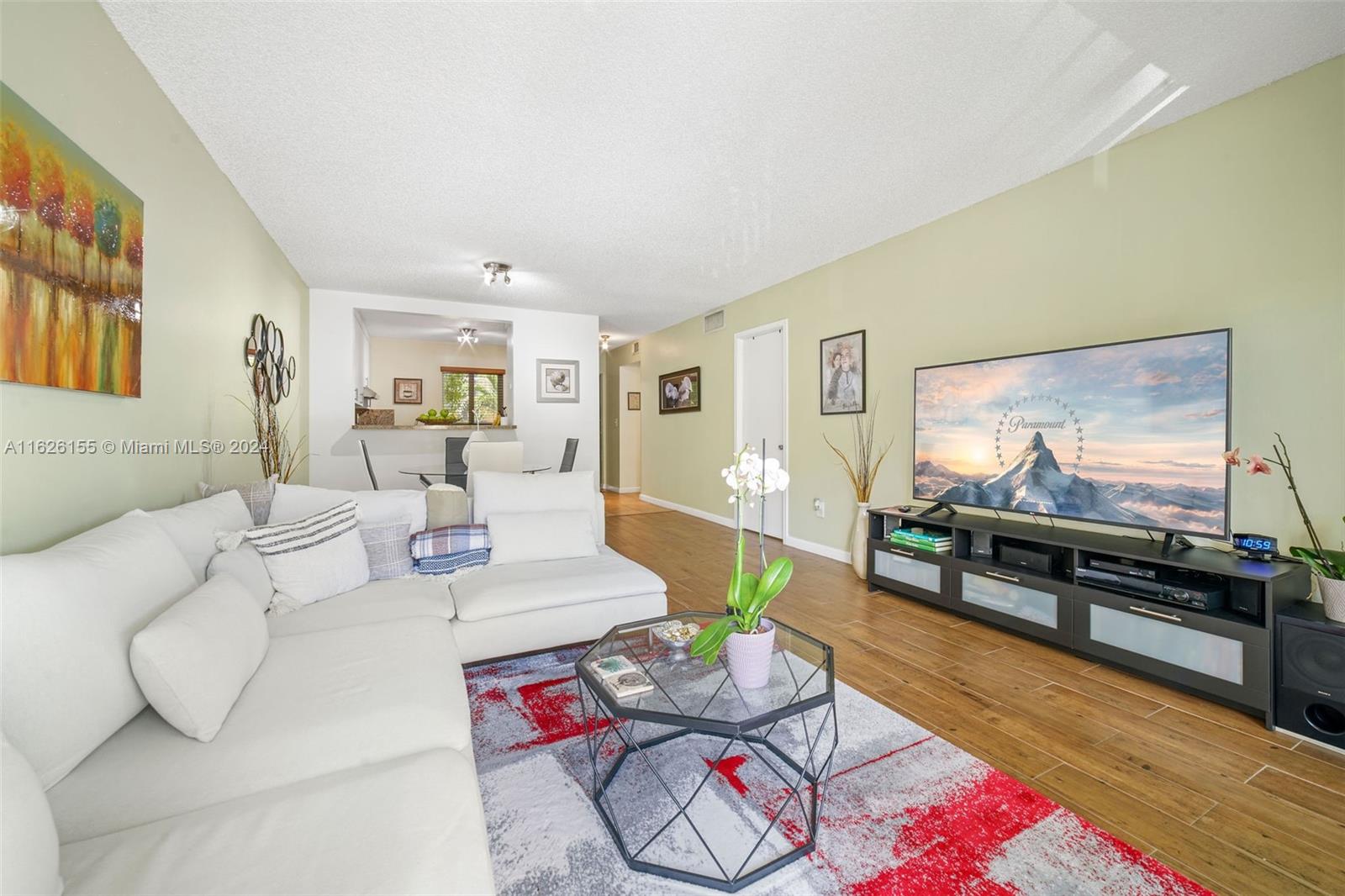 7720 Camino Real # 205 Unit: E-205