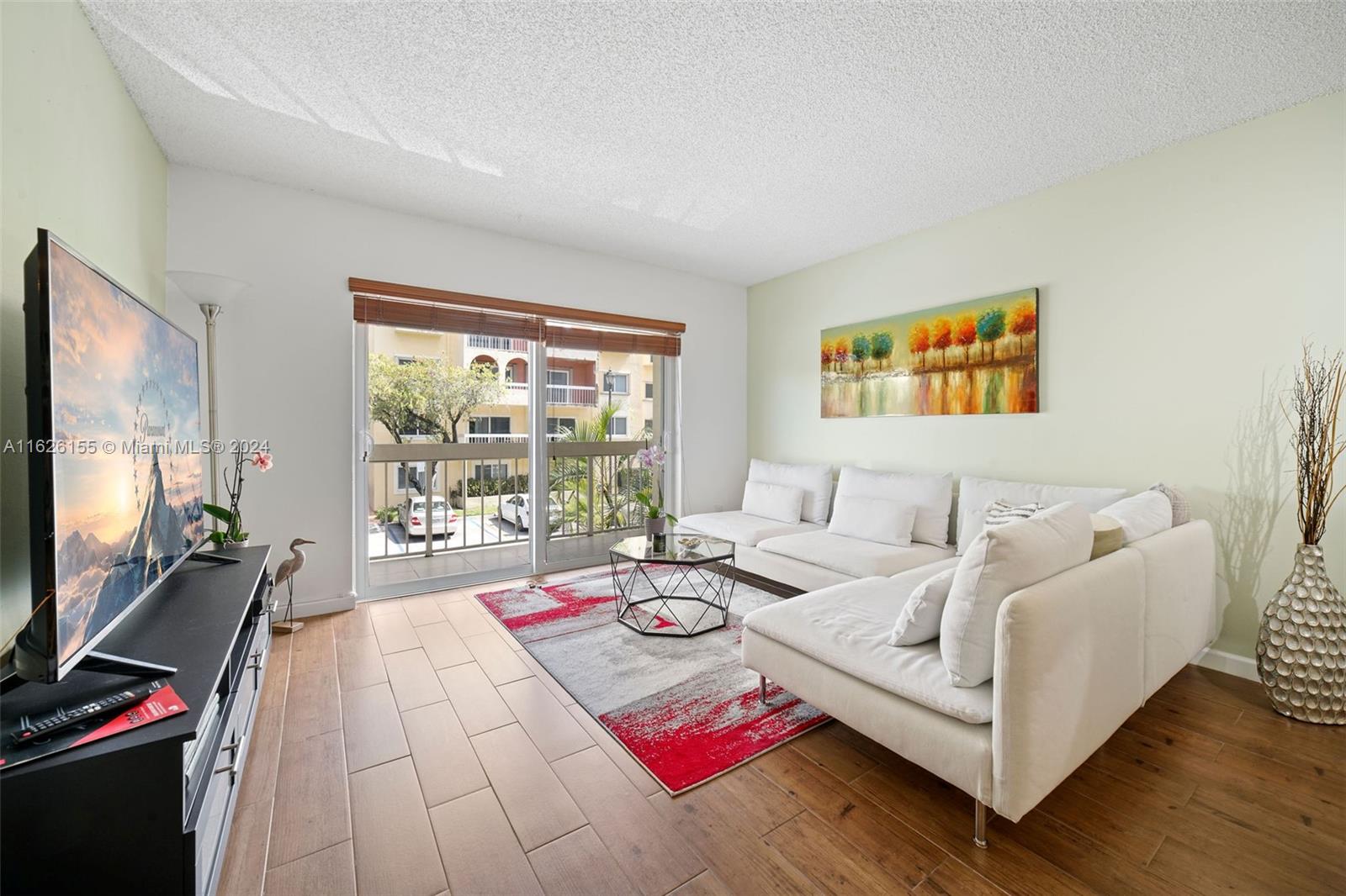 7720 Camino Real # 205 Unit: E-205