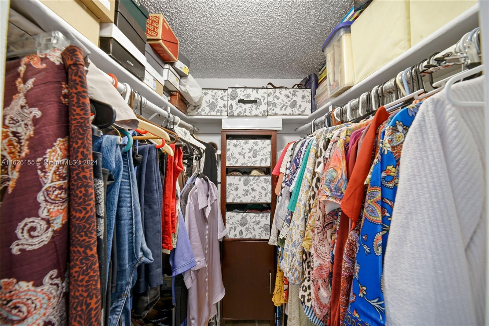 7720 Camino Real # 205 Unit: E-205
