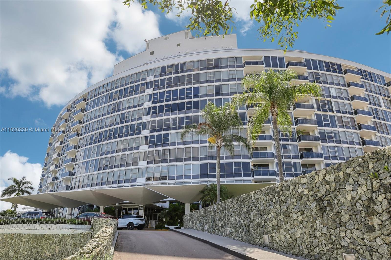 900 Bay Dr # 711