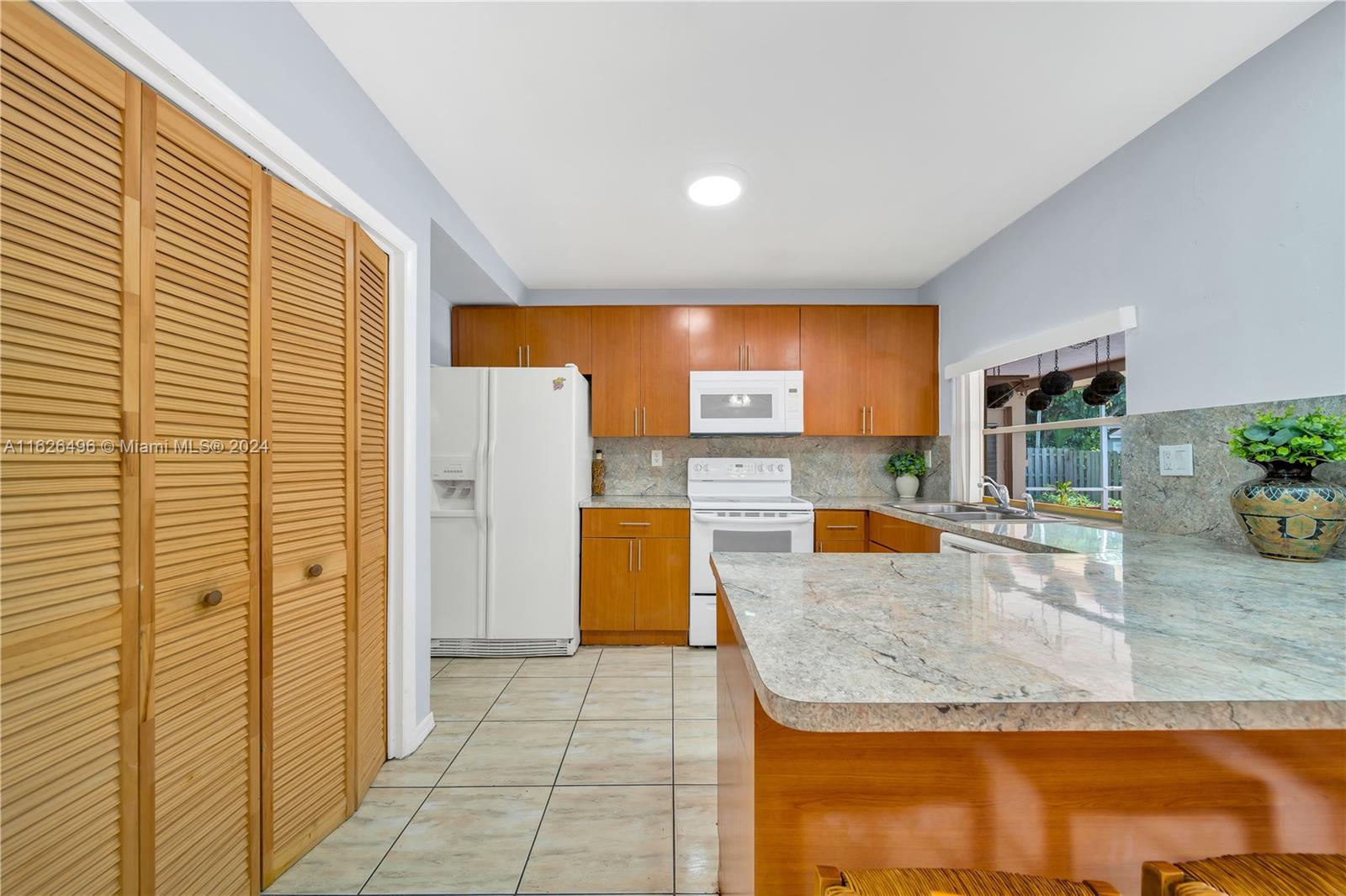 50 NE 210th St