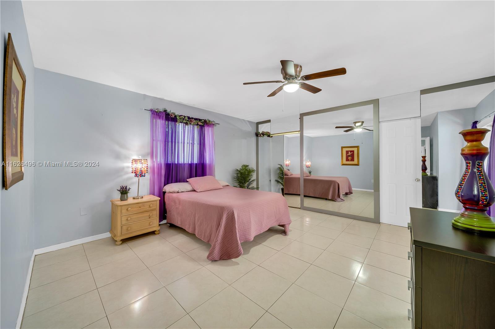 50 NE 210th St
