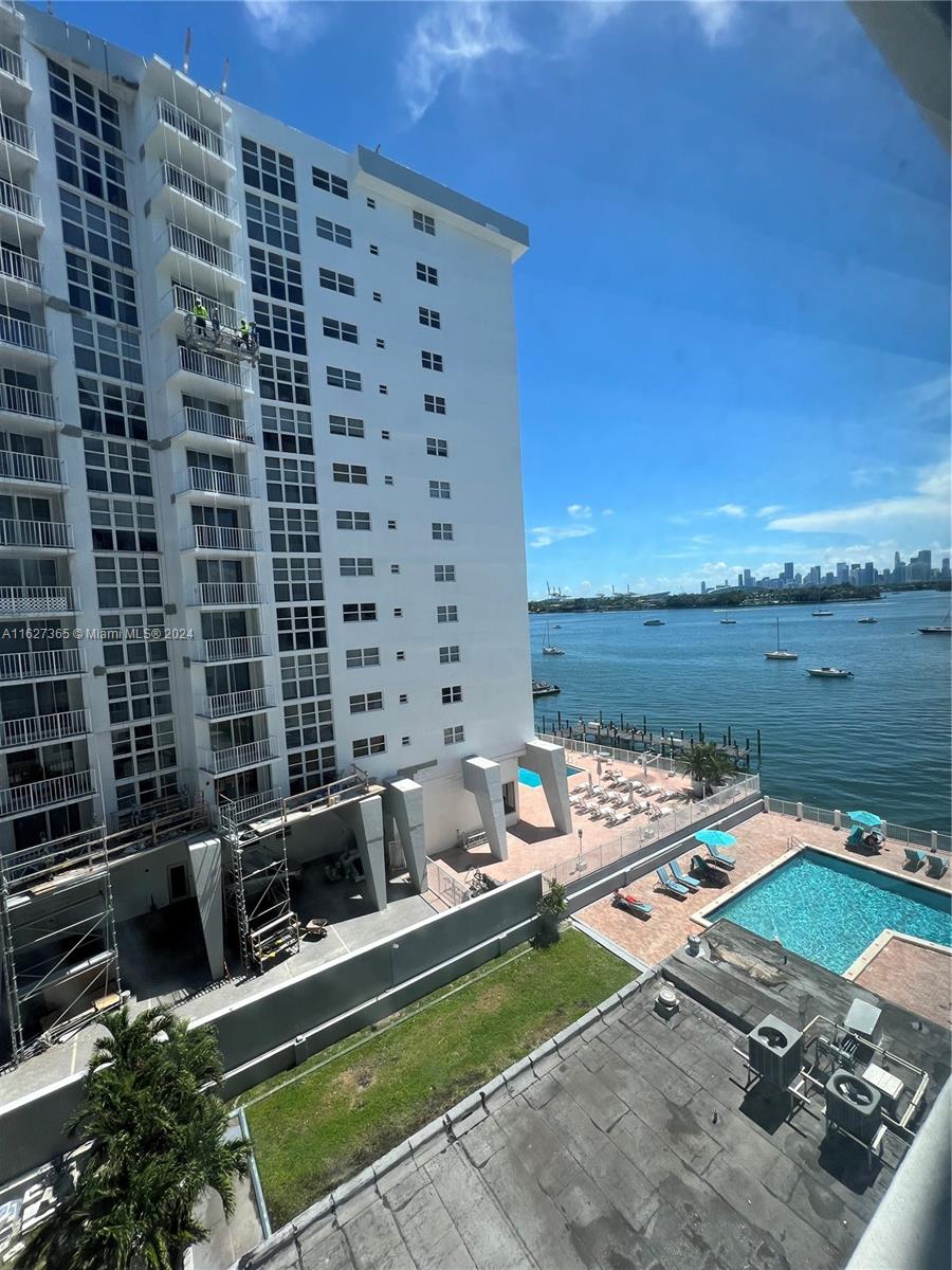 1250 West Ave # 6H