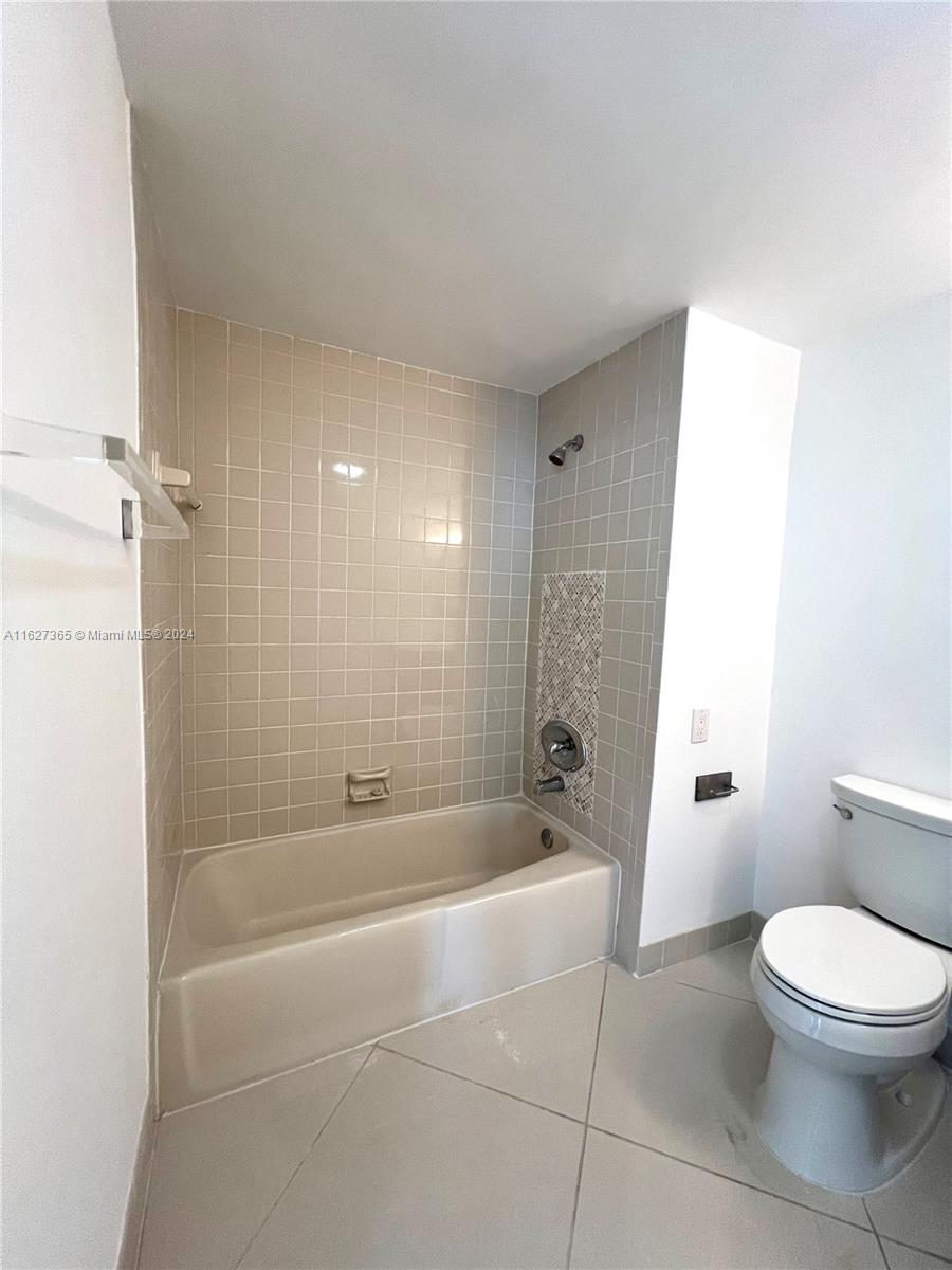 1250 West Ave # 6H