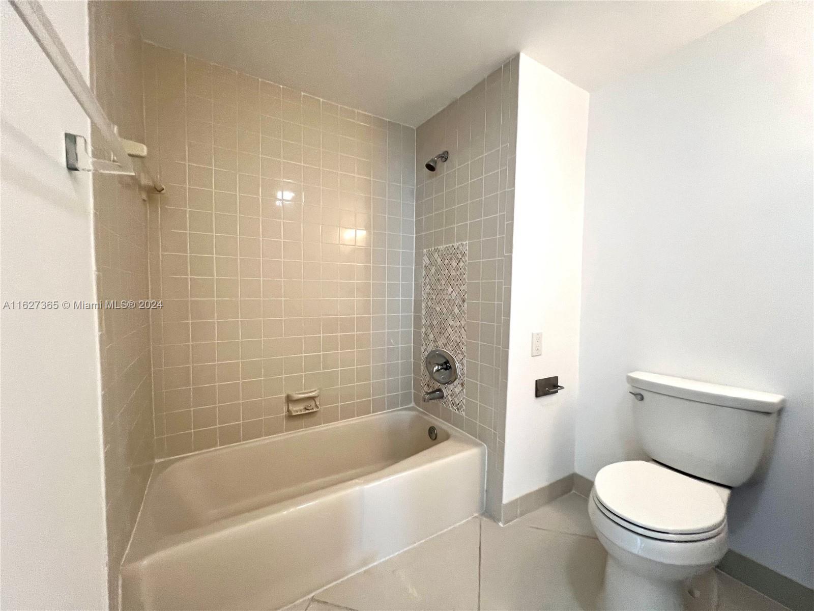 1250 West Ave # 6H