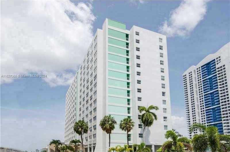 1250 West Ave # 6H