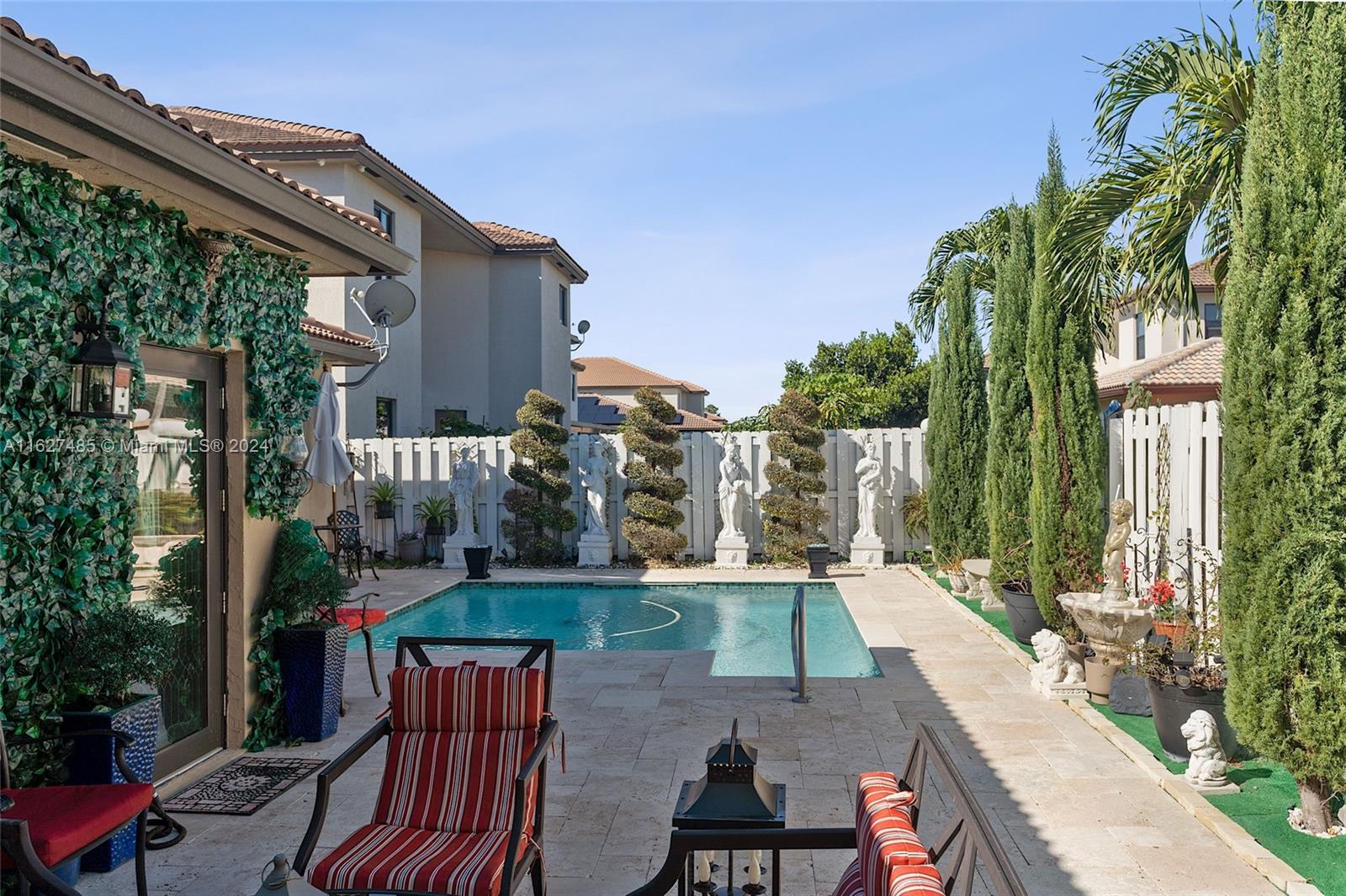 11813 SW 233rd Ter
