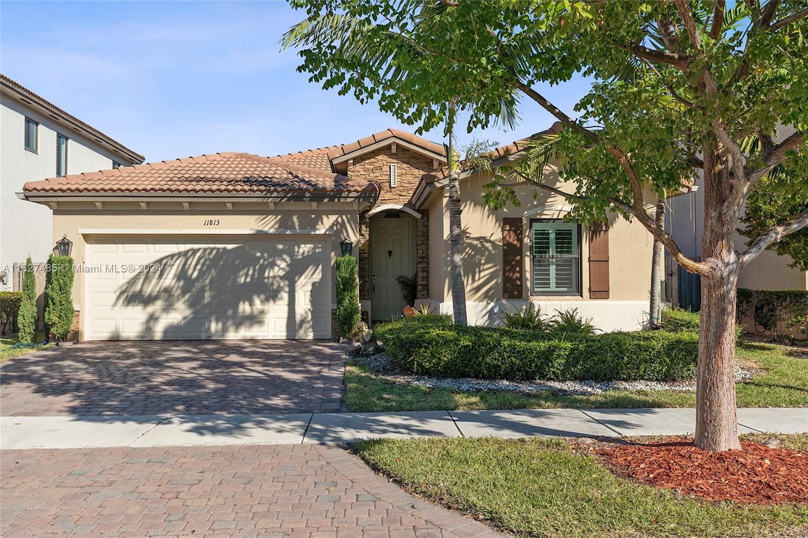11813 SW 233rd Ter