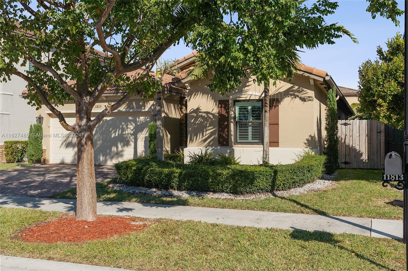 11813 SW 233rd Ter