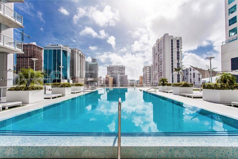 690 SW 1st Ct # 1621