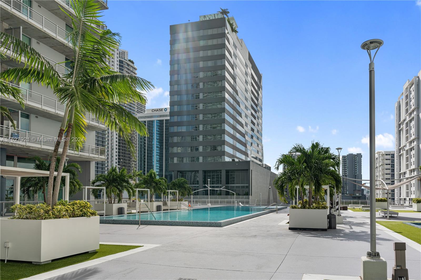 690 SW 1st Ct # 1621