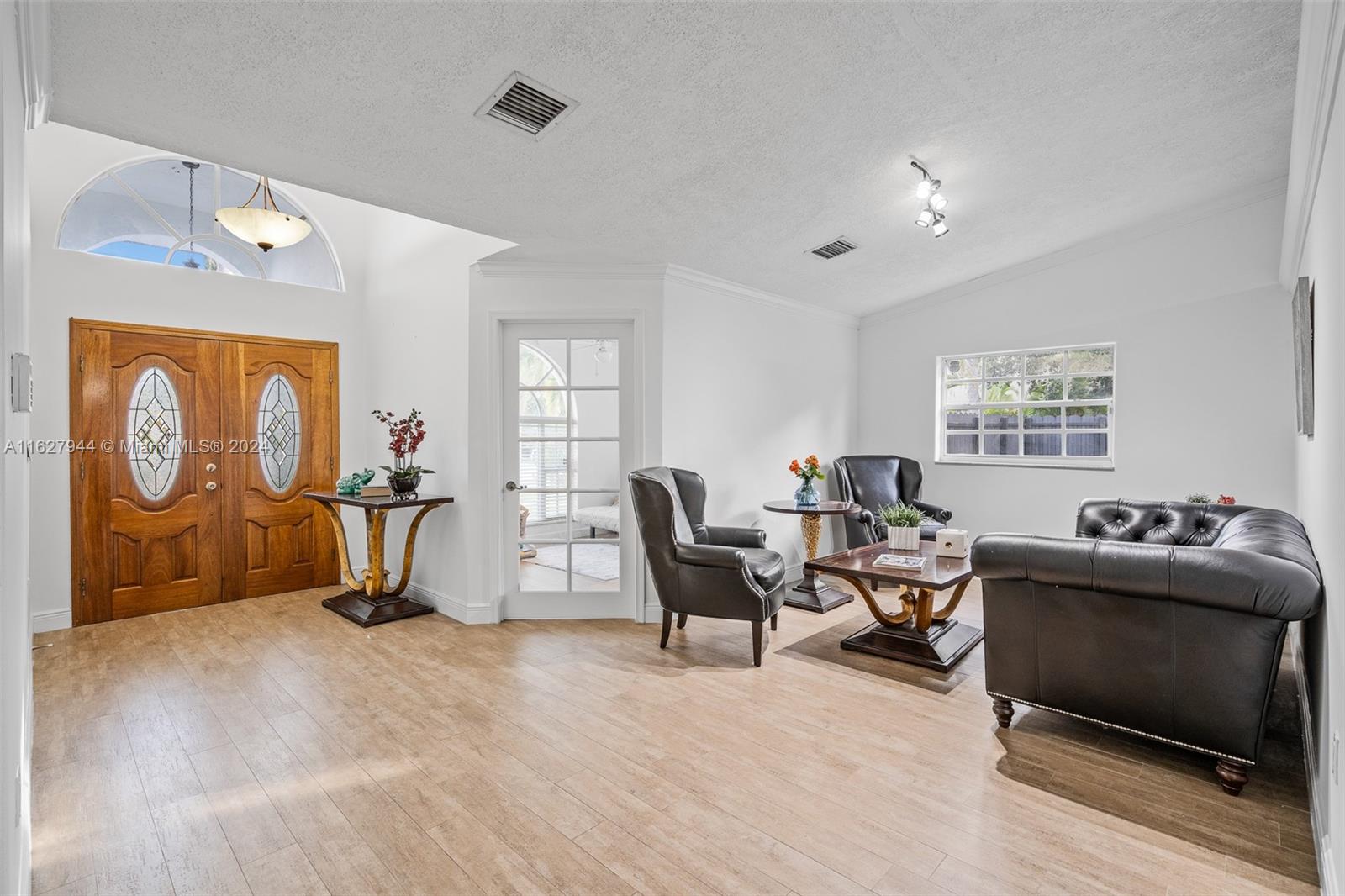 9187 NW 150th Ter
