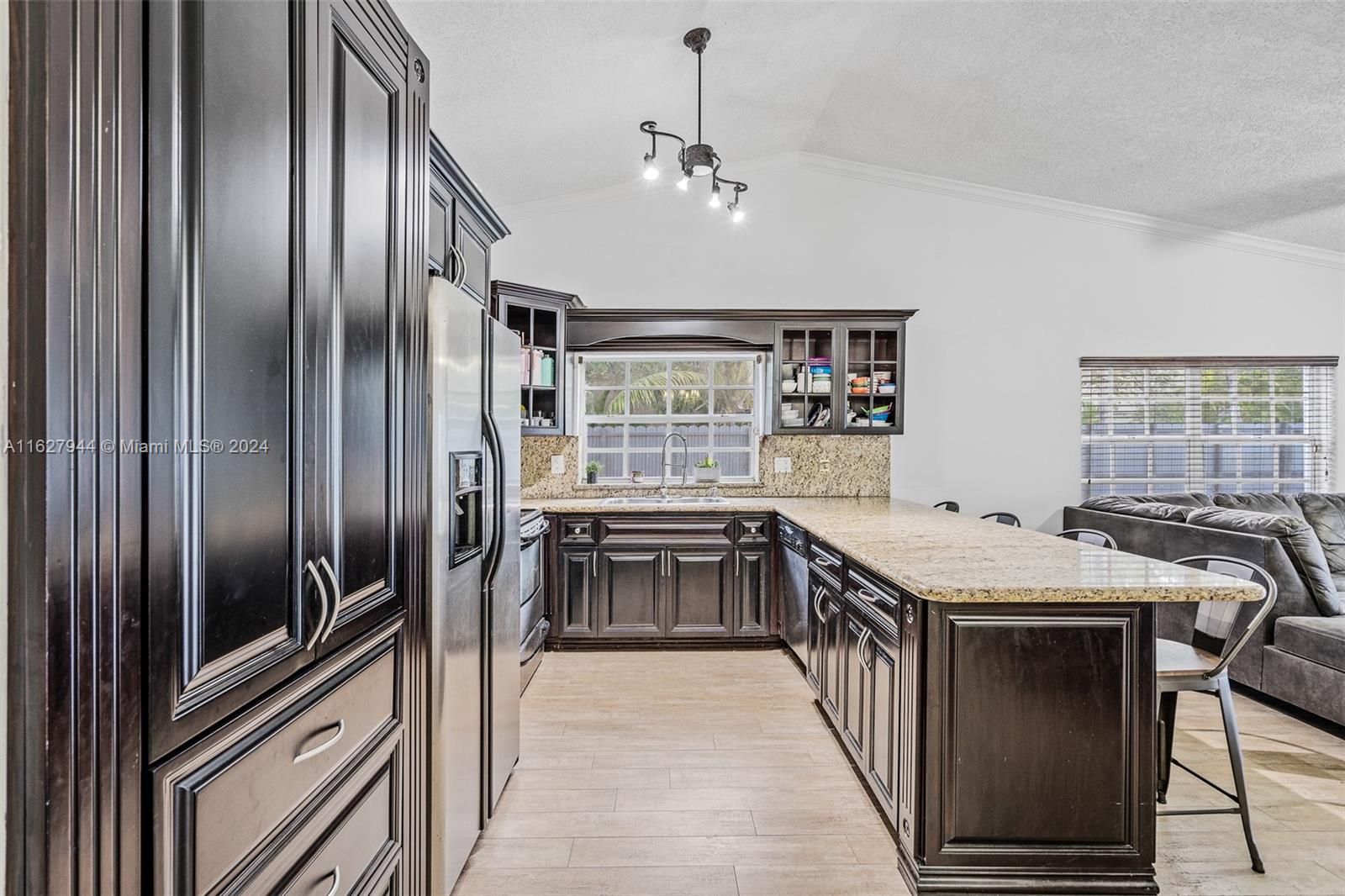 9187 NW 150th Ter