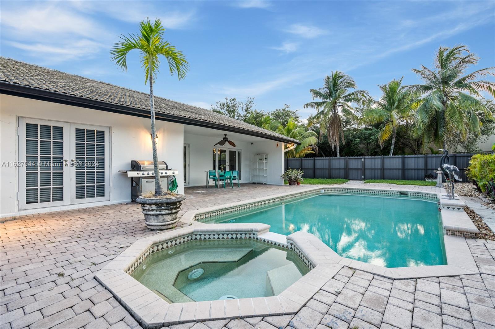 9187 NW 150th Ter