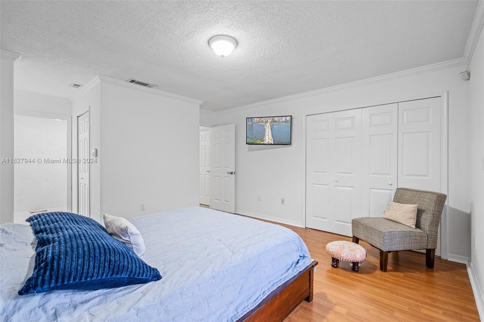 9187 NW 150th Ter