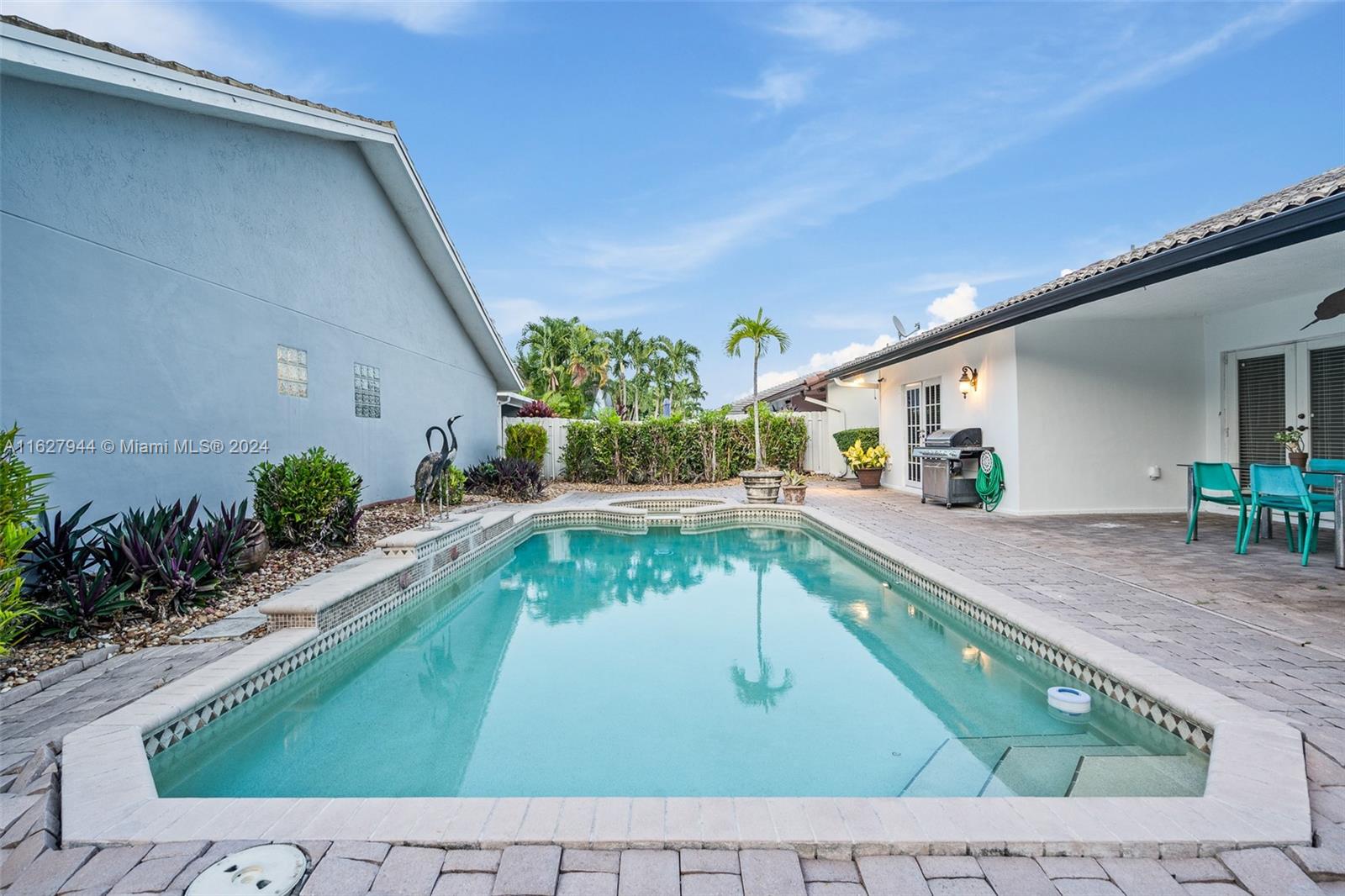 9187 NW 150th Ter