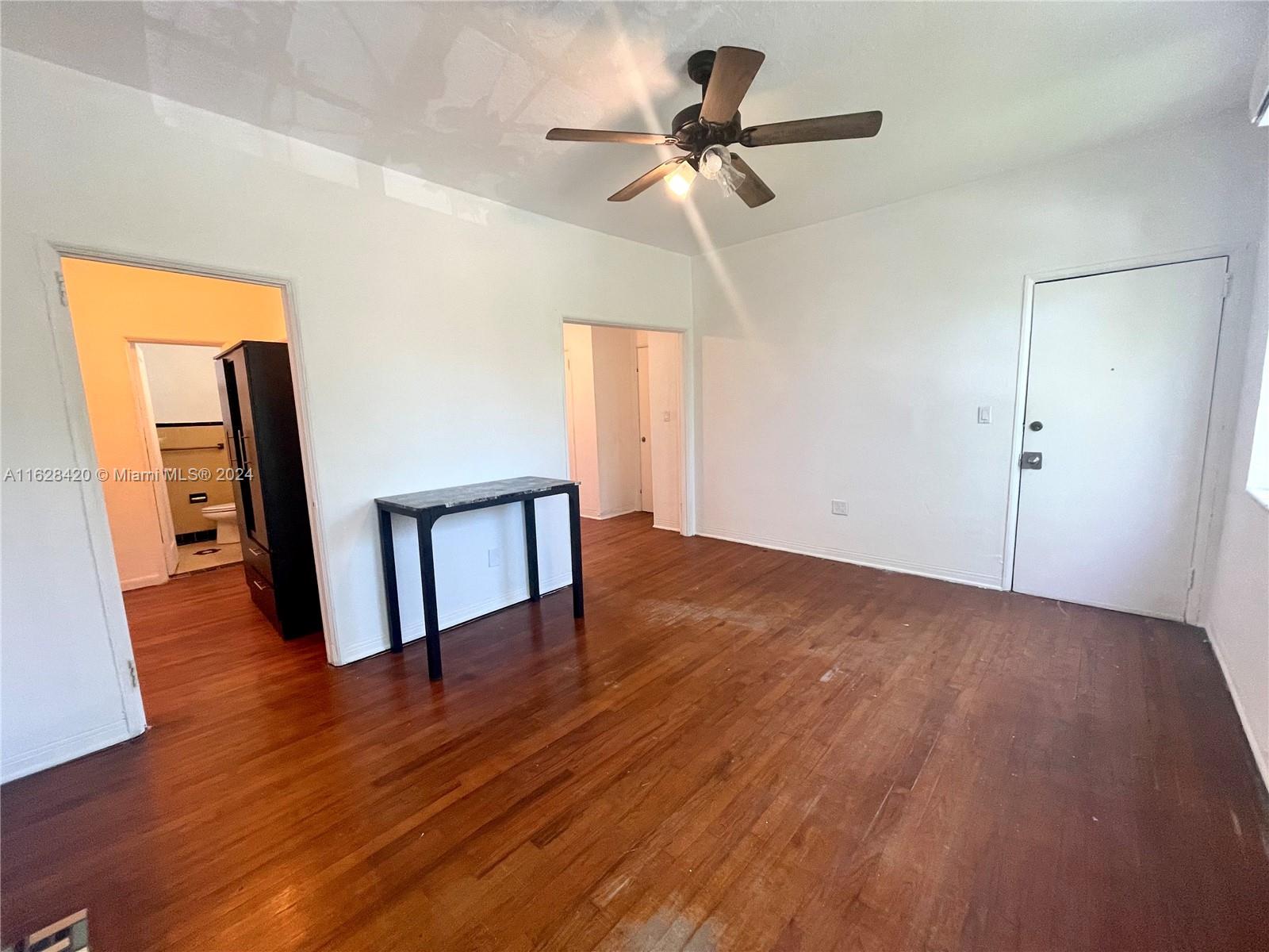 1619 Meridian Ave # 4