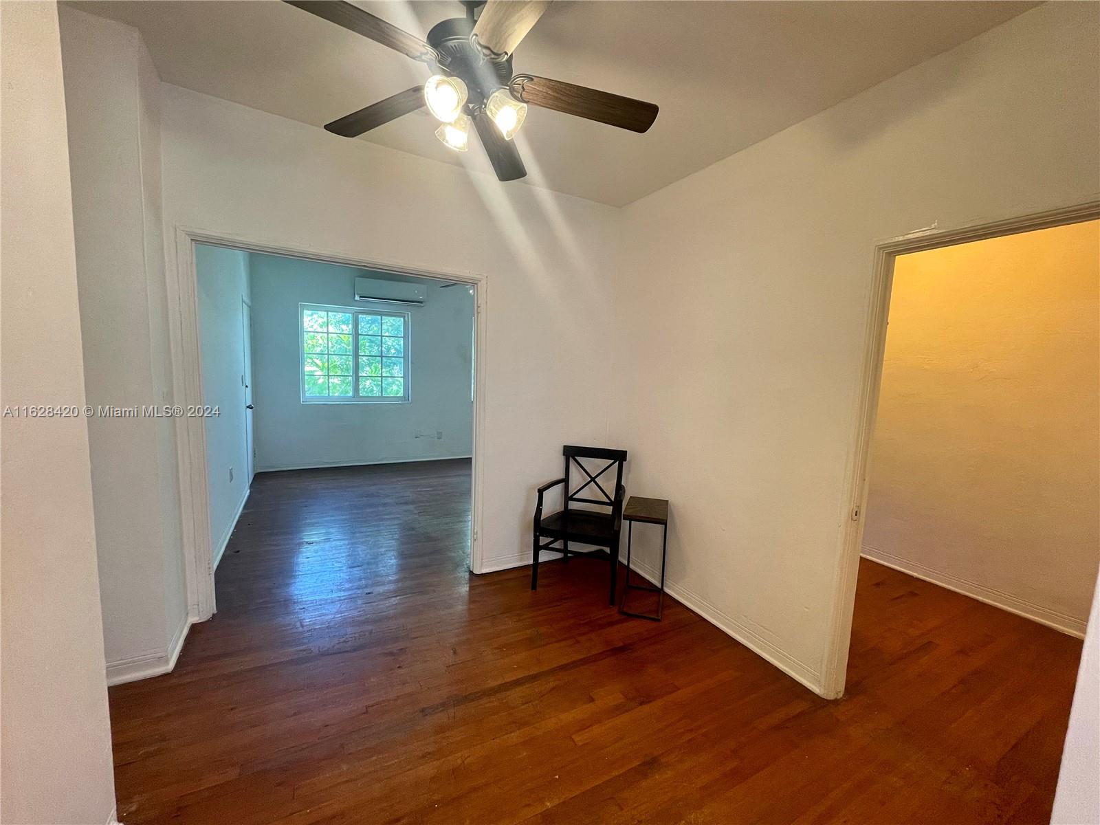 1619 Meridian Ave # 4