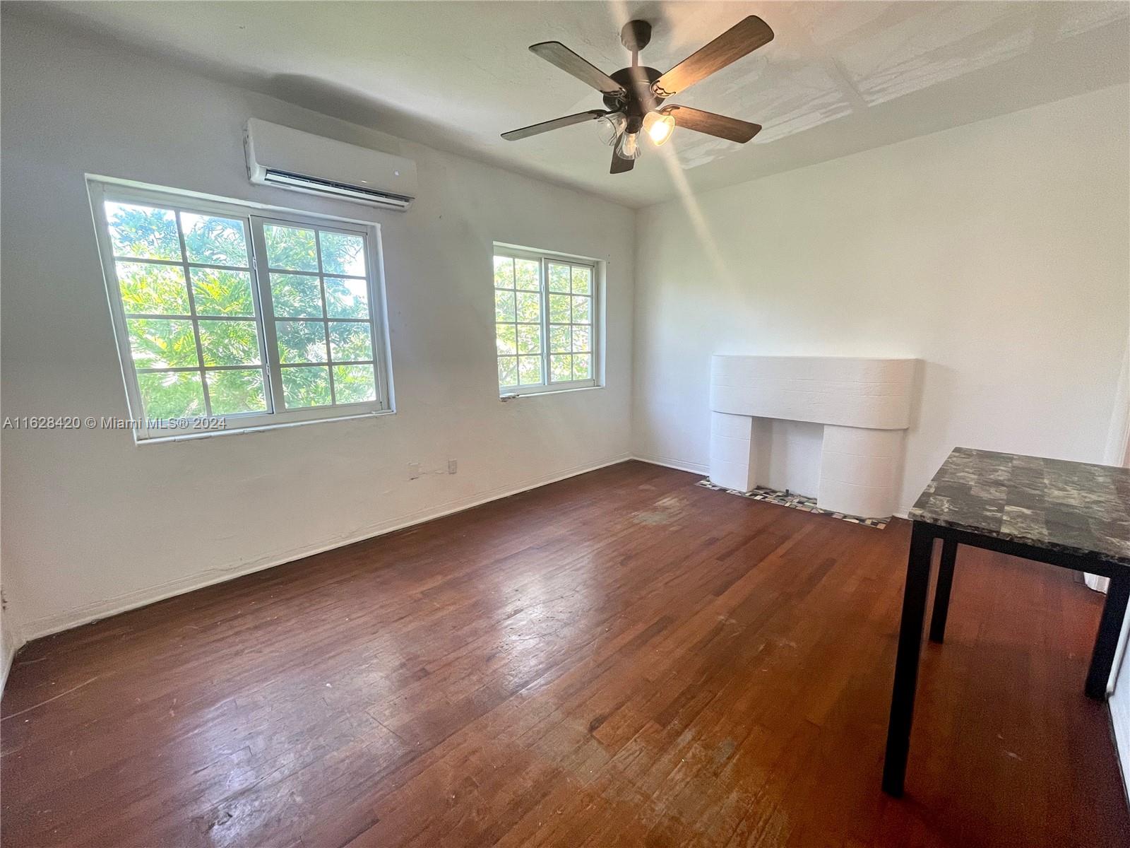 1619 Meridian Ave # 4
