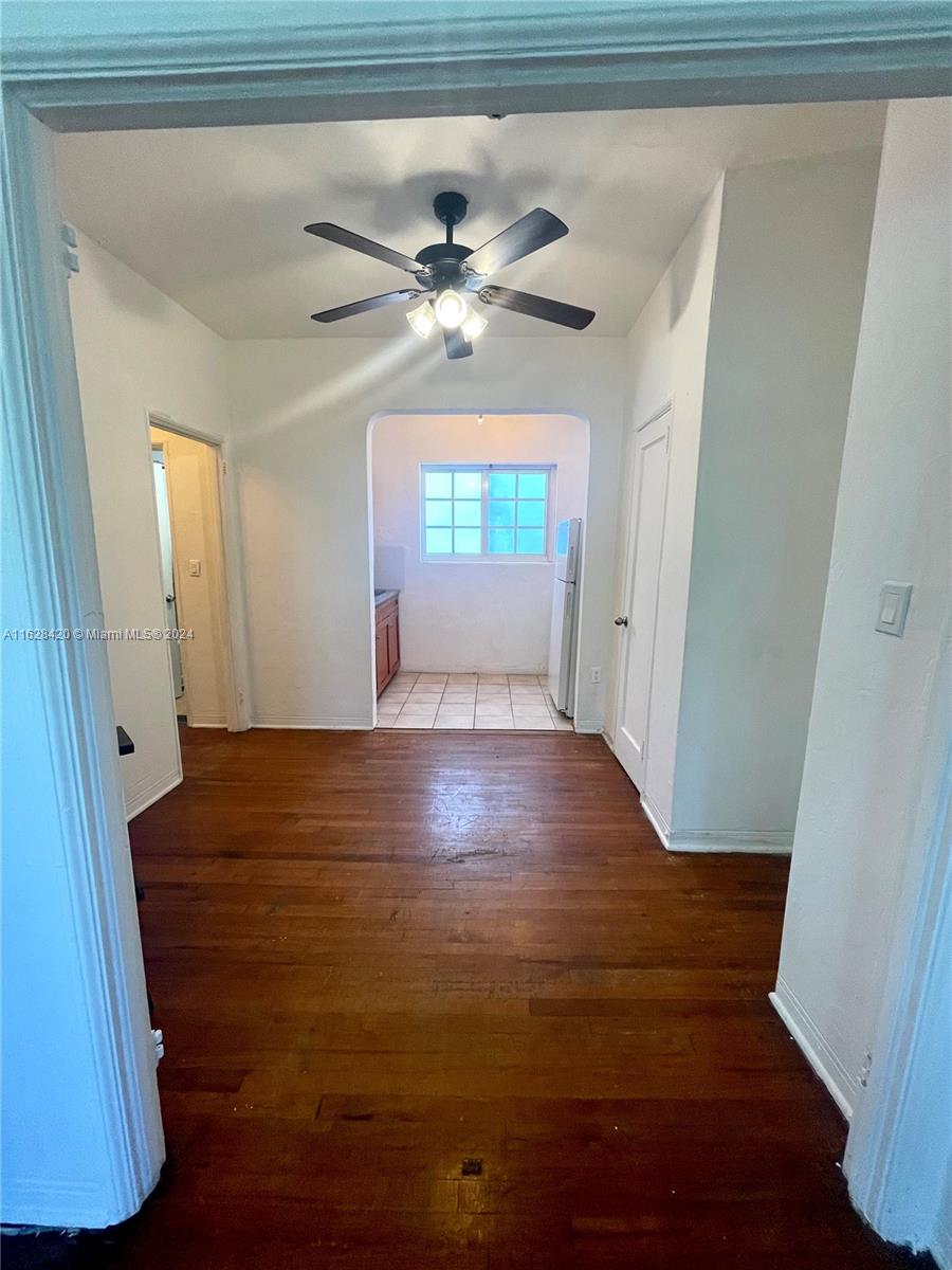 1619 Meridian Ave # 4