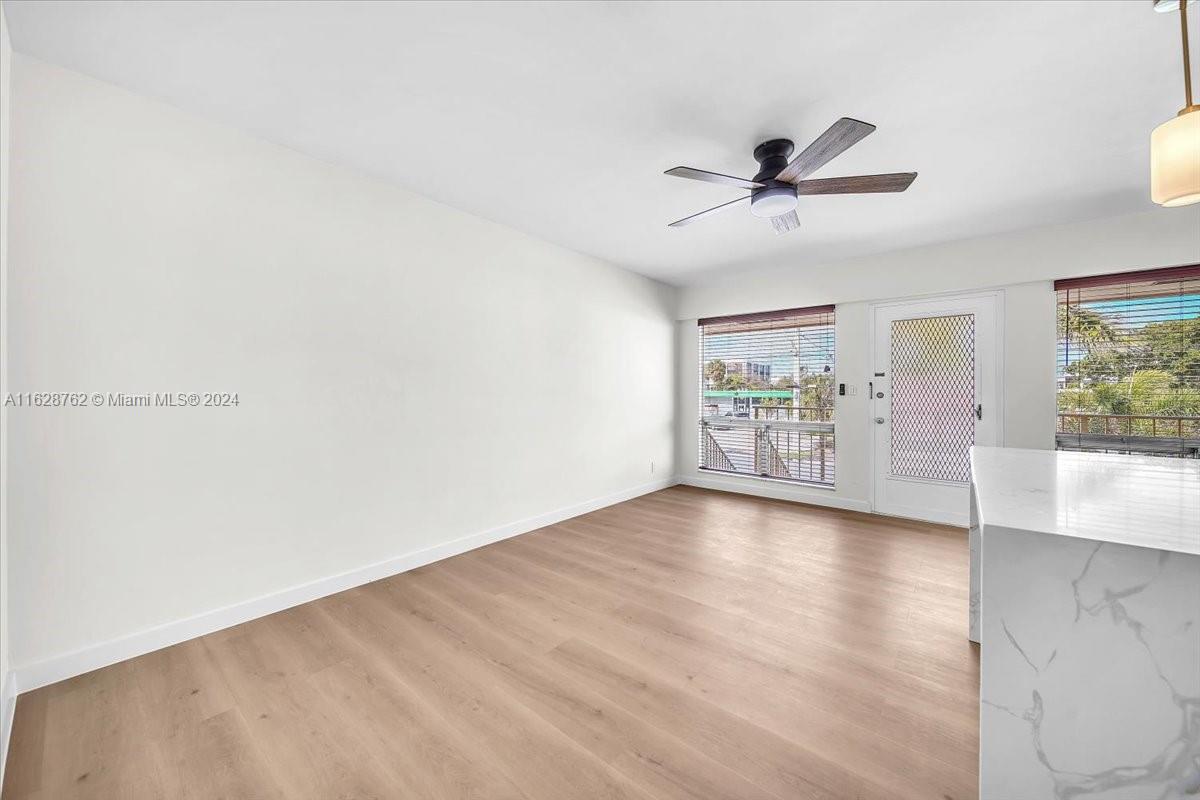 2716 NE 30th Pl # 104C