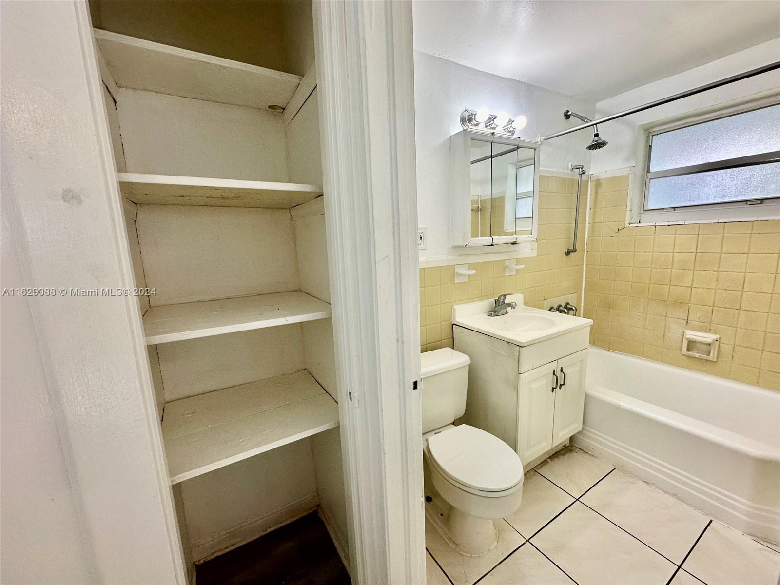 428 NE 82nd St # 2E