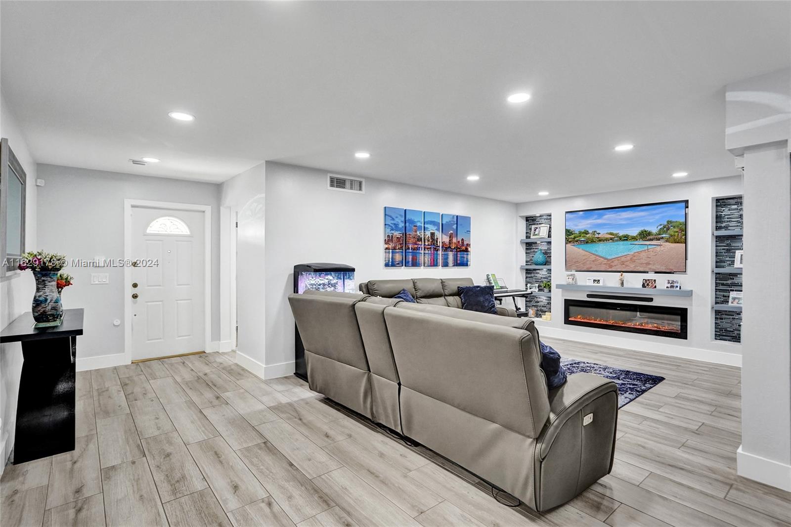 13381 SW 115th Ter