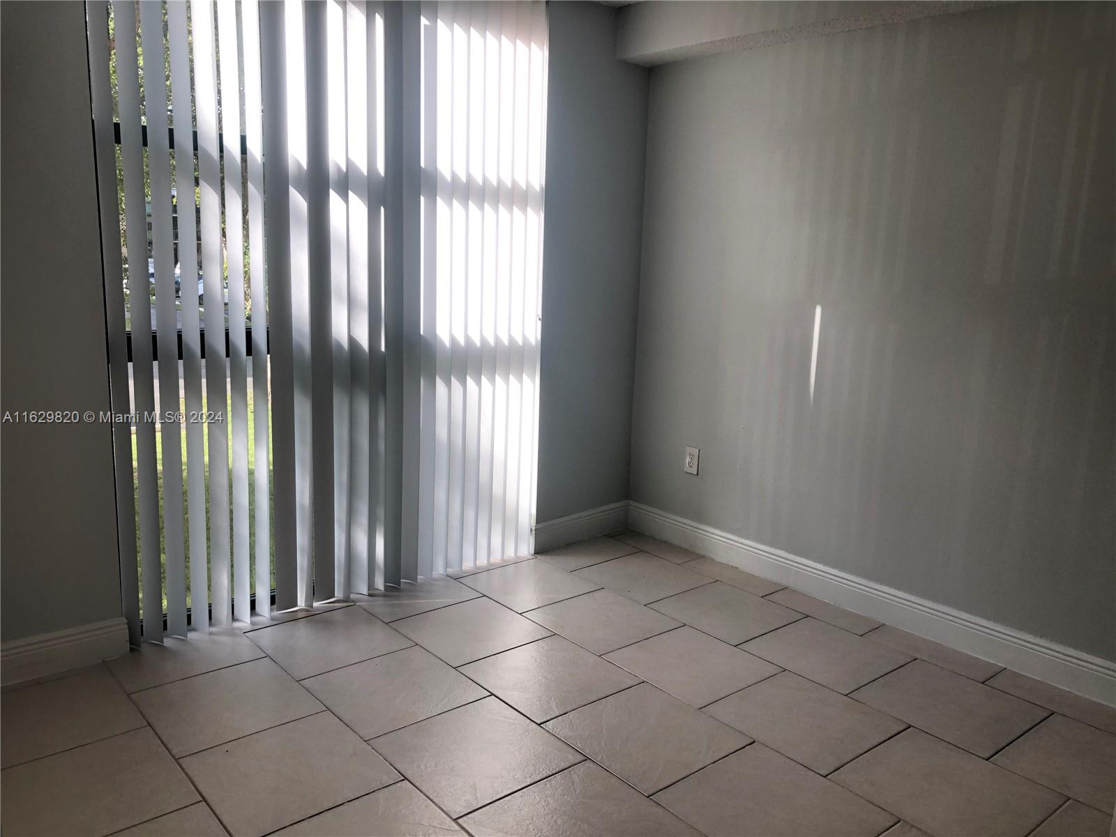 11790 SW 18 ST # 3 Unit: 228-3