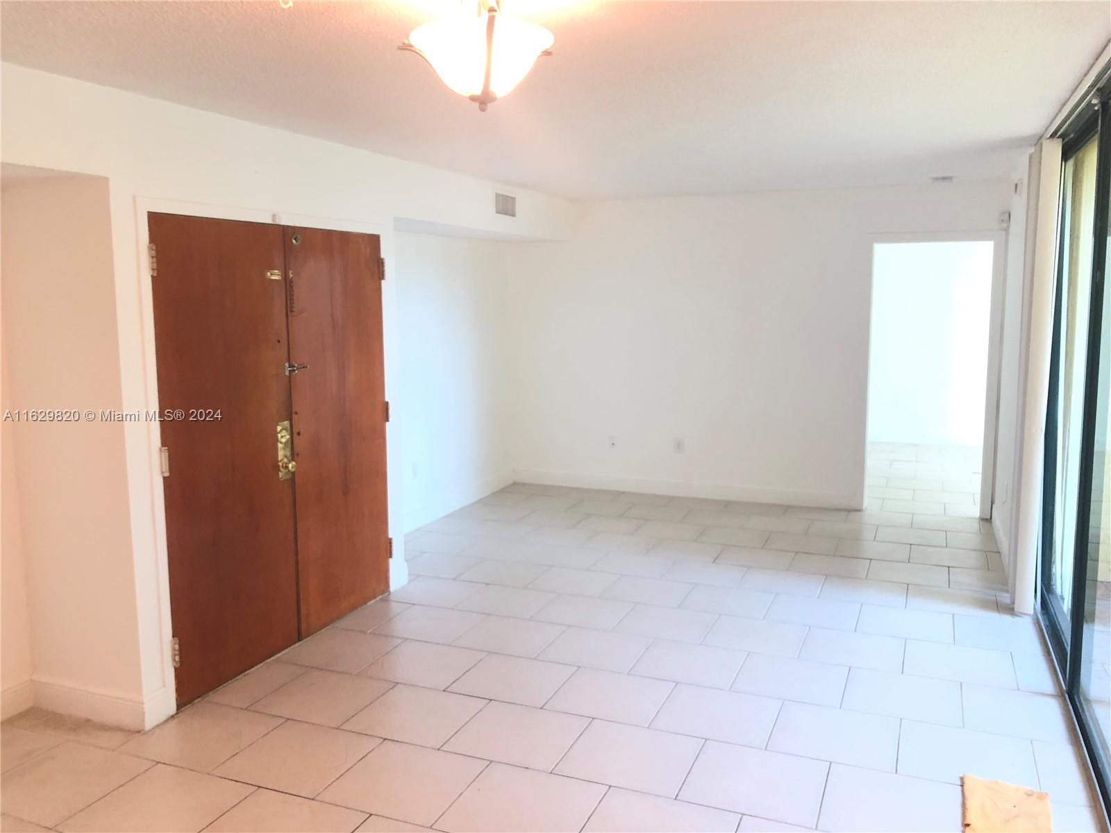 11790 SW 18 ST # 3 Unit: 228-3