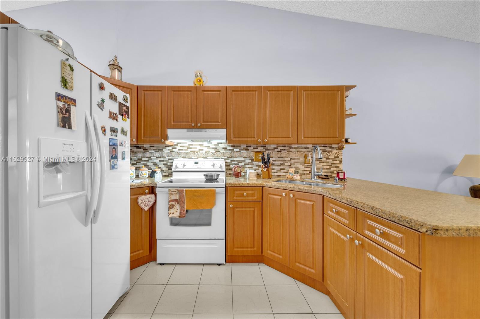 5472 W 27th Ave