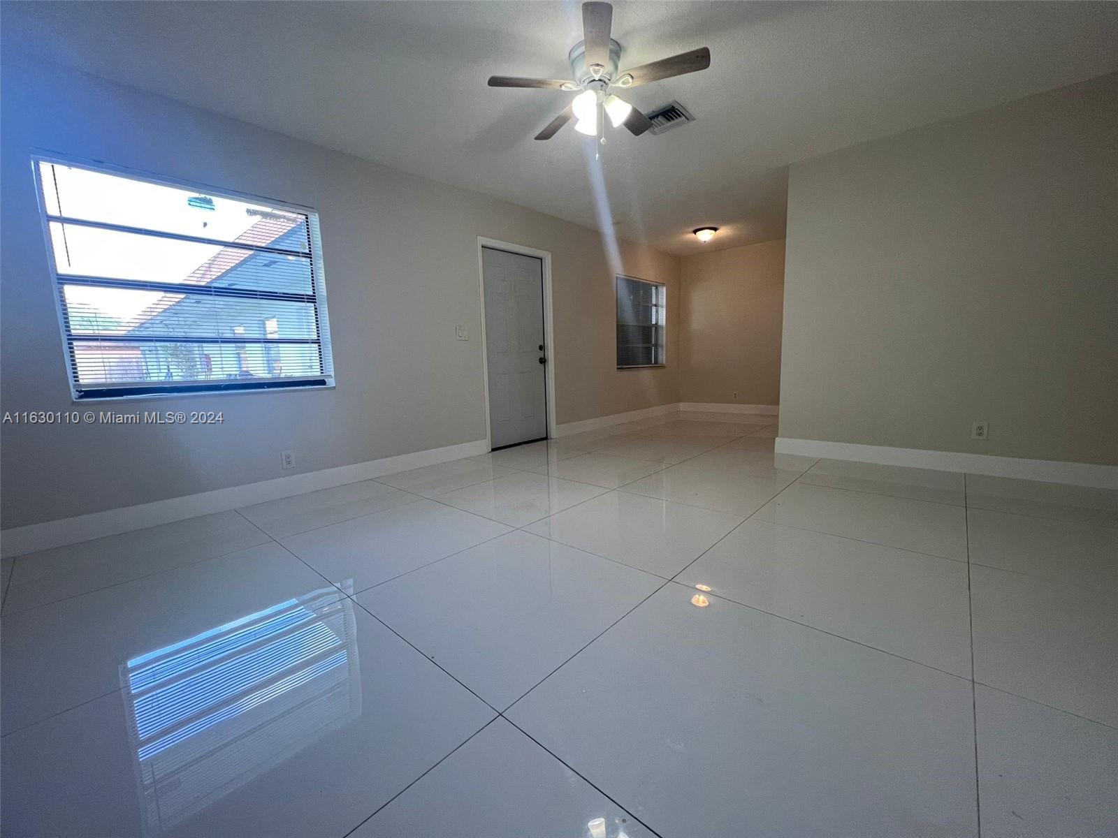 3071 NW 43rd St # 5