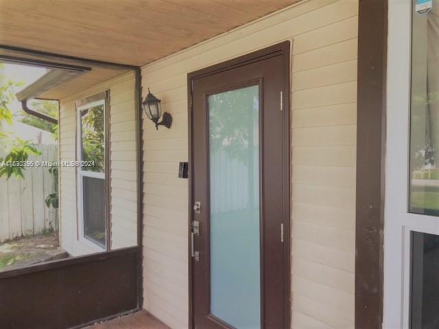 1740 SW 83rd Ter